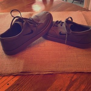 Boys Nike SB